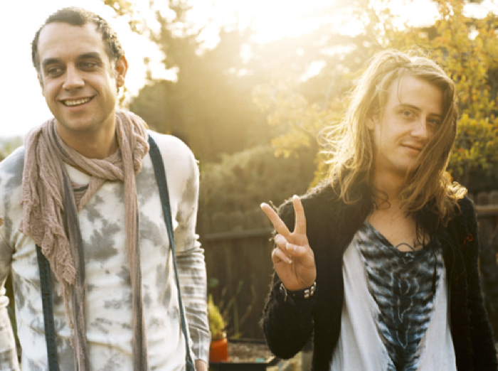 Girls Video: No Surprises (Radiohead cover)